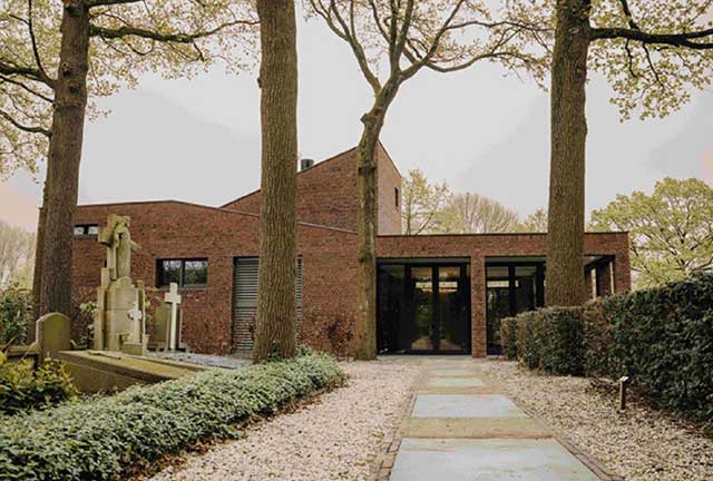 Crematorium-Begraafplaats-en-crematorium-St-Barbara-te-Utrecht